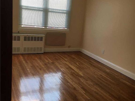 2nd image of 6126 218th St