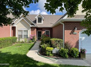 1537 Frosty Way, Knoxville, TN 37912