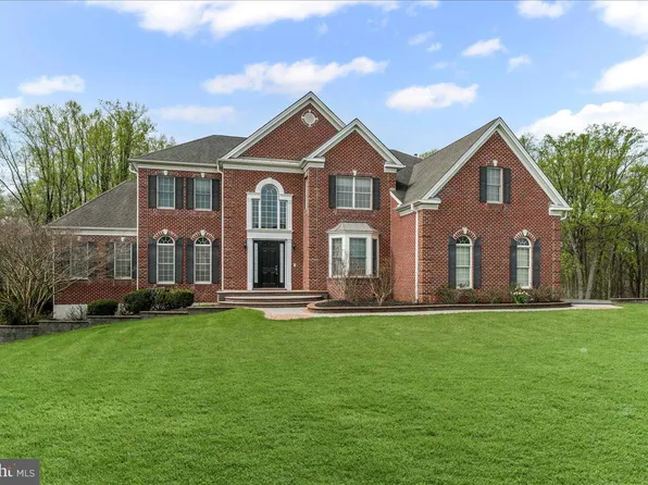 15 Evergreen Pl, Chadds Ford, PA 19317