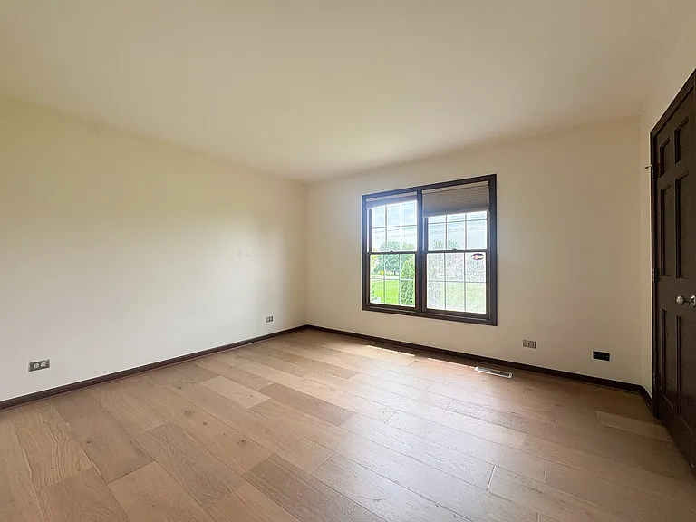 1108 Hollingswood Ave — Photo 12