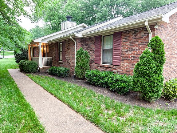 4th image of 104 Needles Ct