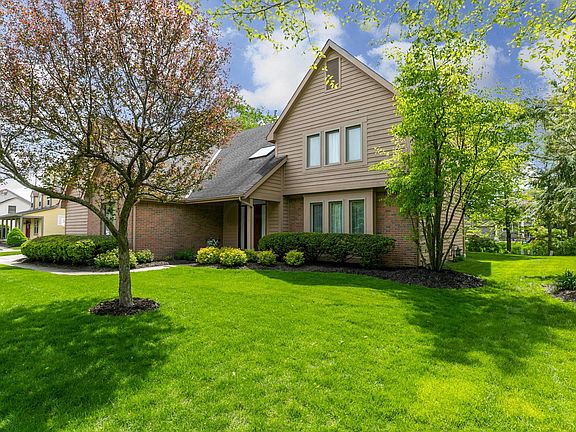 2nd image of 6263 Wexford Woods Dr