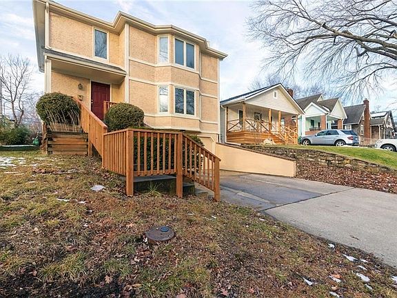 3rd image of 2020 W 48th Ter