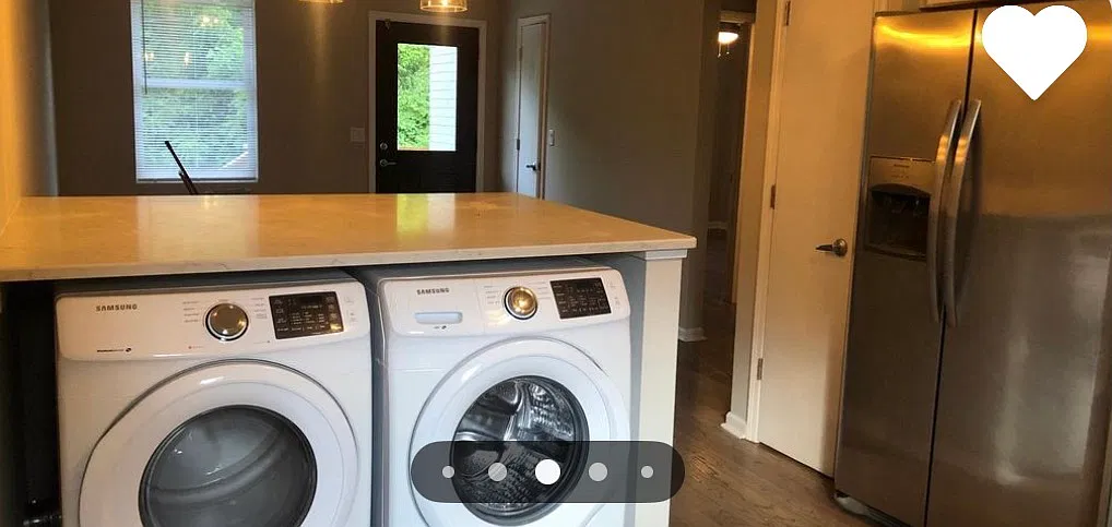 2 bed, 775 sqft, $1,800 — Photo 2