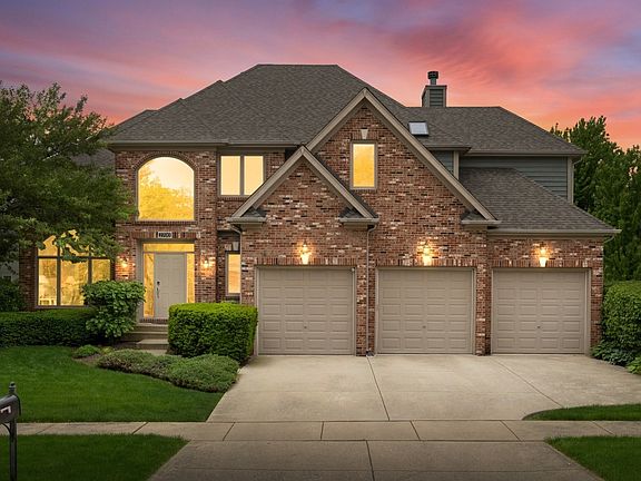 2nd image of 2700 Ginger Woods Dr