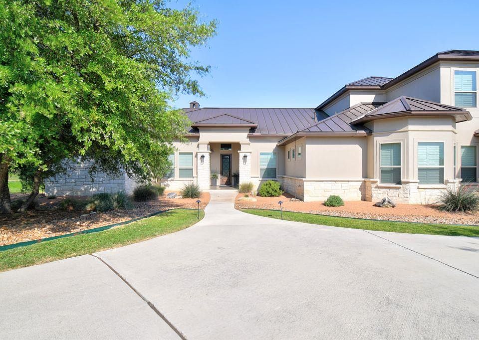 1st image of 4224 Stonecreek Cir