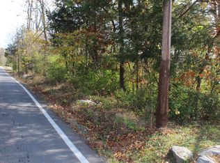 633 Woods Rd, Bluff City, TN 37618