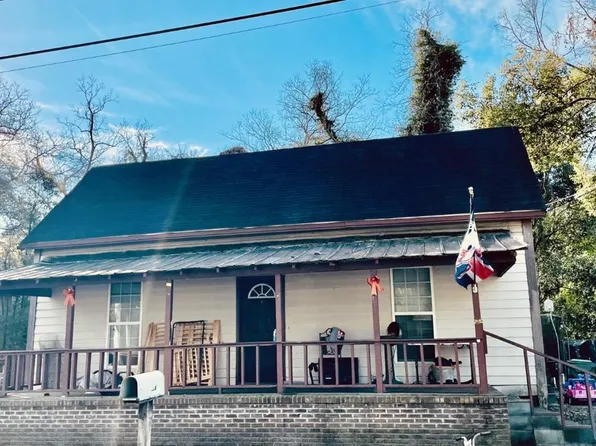 317 E Minnie Martin Dr, Valdosta, GA 31601