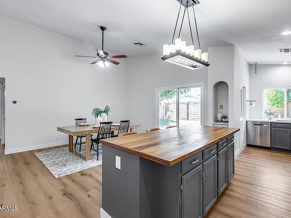 3rd image of 4344 W KIMBERLY Way