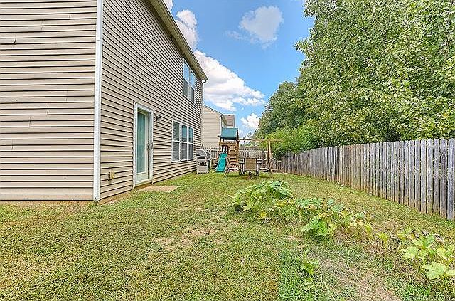 2nd image of 12324 Stowe Acres Dr