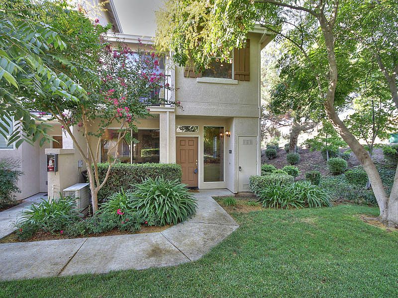 1st image of 1067 Esparanza Way