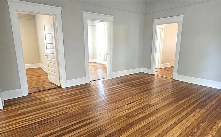 1047 Ridge Ave — Photo 7