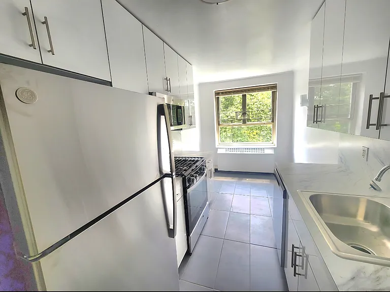 64-02 192nd St #2B — Photo 7