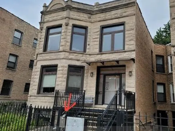 (undisclosed Address), Chicago, IL 60613