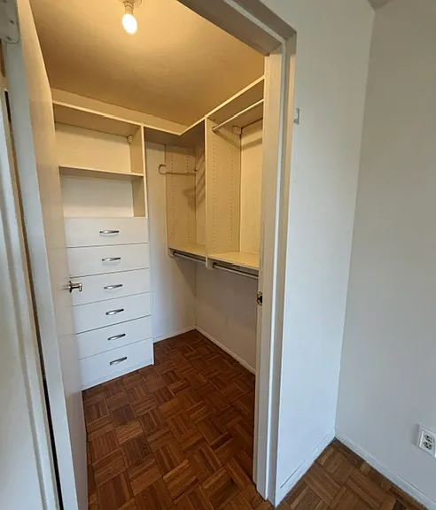 300 Newark St #4C — Photo 11