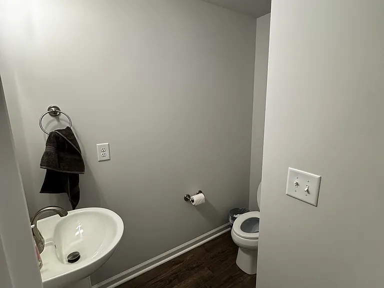 148 Gervais Cir — Photo 9