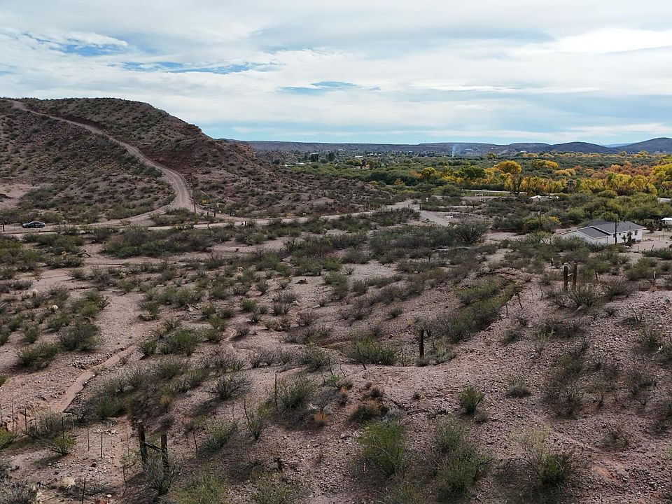 1st image of La Canada Rd