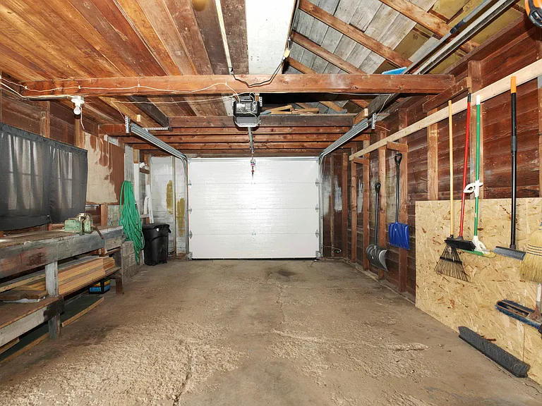 504 N 4th St — Photo 18