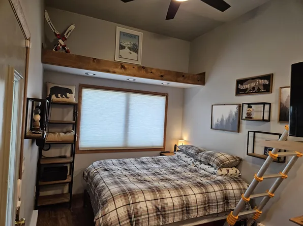 142 Shamrock Cir #21, Snowshoe, WV 26209