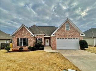 1203 Catherine Dr, Opelika, AL 36801