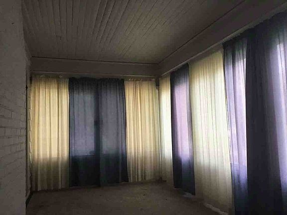 2nd image of 339 Beechwood Ave