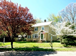 68 Rockland Rd, Fairfield, CT 06825