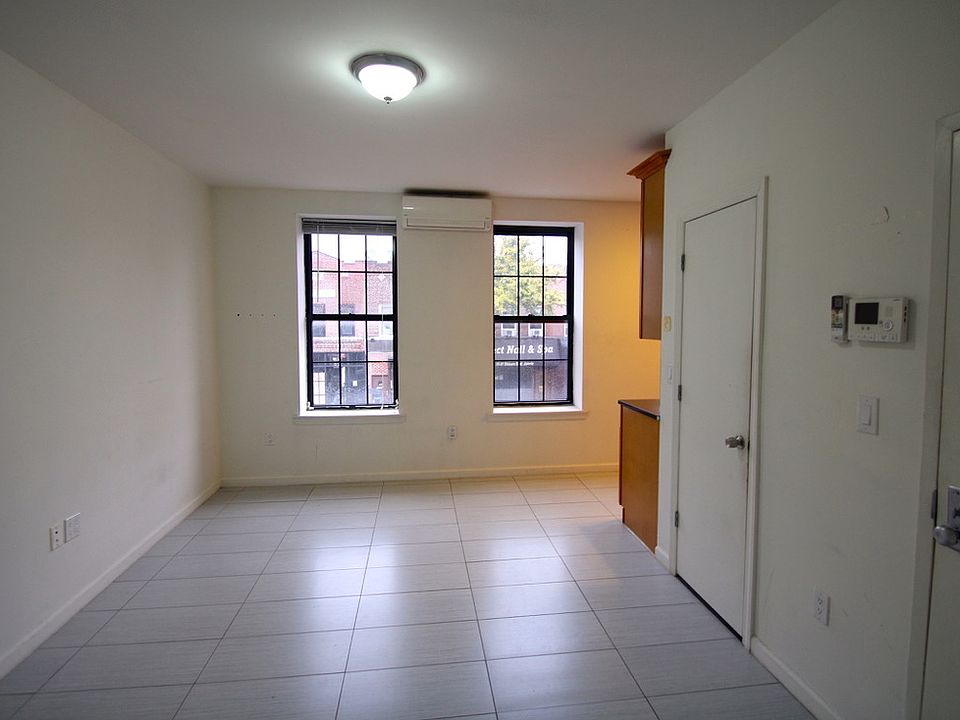 1st image of 3606 Ditmars Blvd #3F