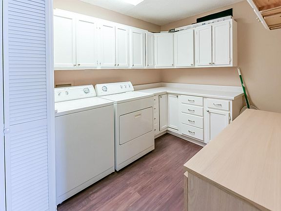 4th image of 416 Hillcreek Dr