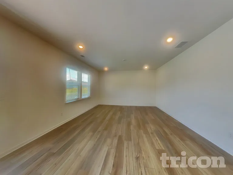 224 Paisley Way — Photo 2