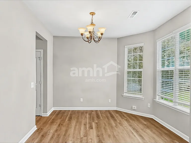 15907 Circlegreen Dr — Photo 6