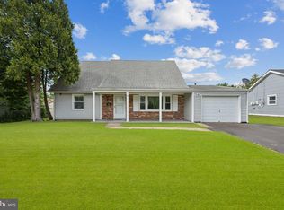 43 Express Ln, Willingboro, NJ 08046