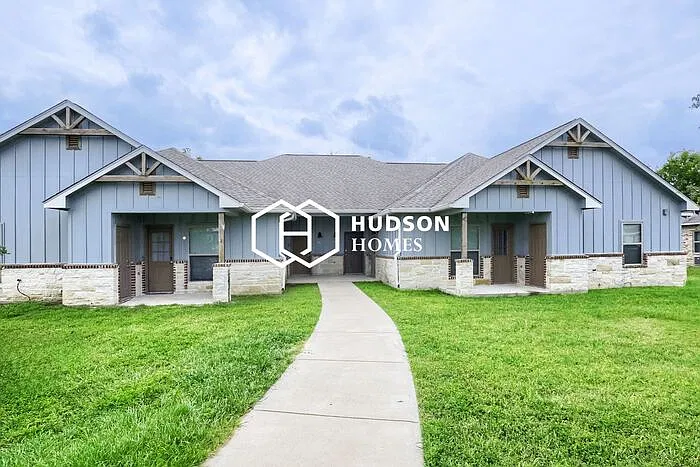 101 Pharm Hills Rd #904