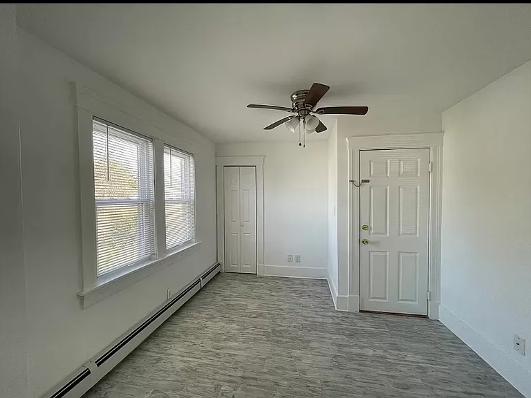 12 Liberty St #2 — Photo 5