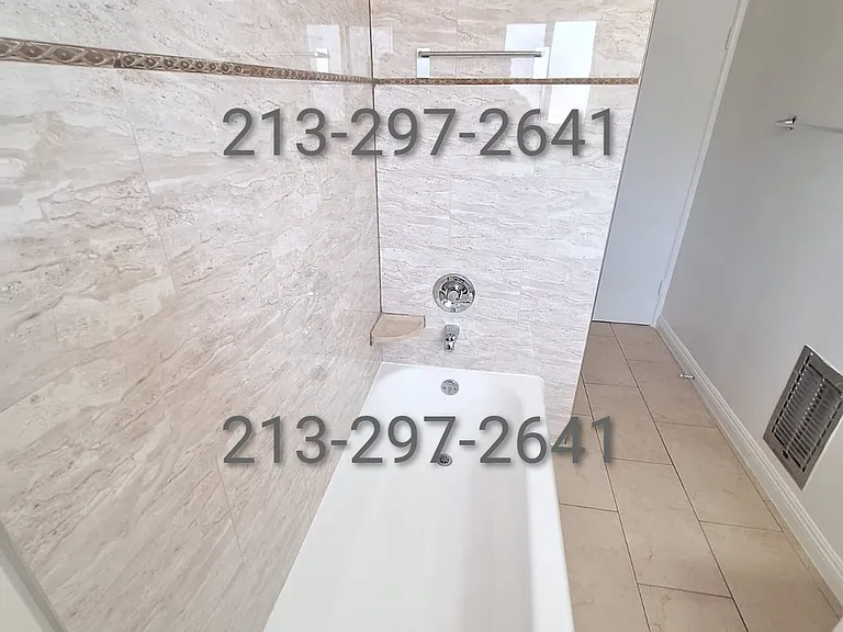 14355 Burbank Blvd #16 — Photo 17