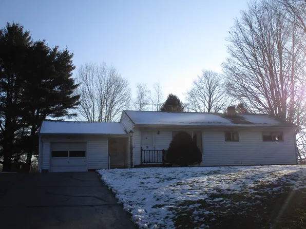 6605 Elm St, Kinsman, OH 44428