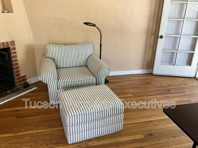 1222 N Olsen Ave — Photo 6