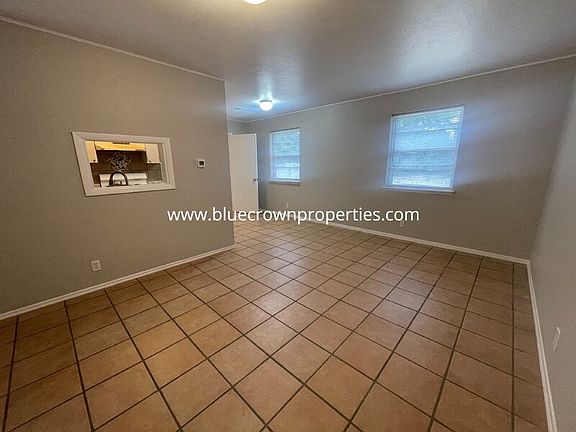 5th image of 1300 Johns Dr