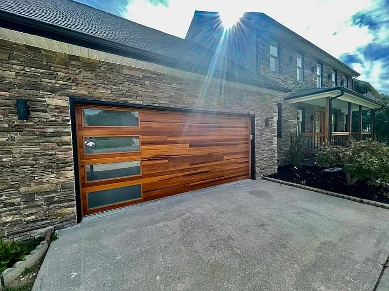 3205 Spring Mill Rd — Photo 3