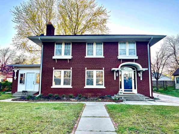909 N 2nd St, Arkansas City, KS 67005