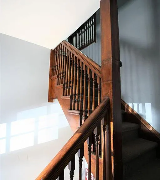 507 W 3rd Ave #201 — Photo 2