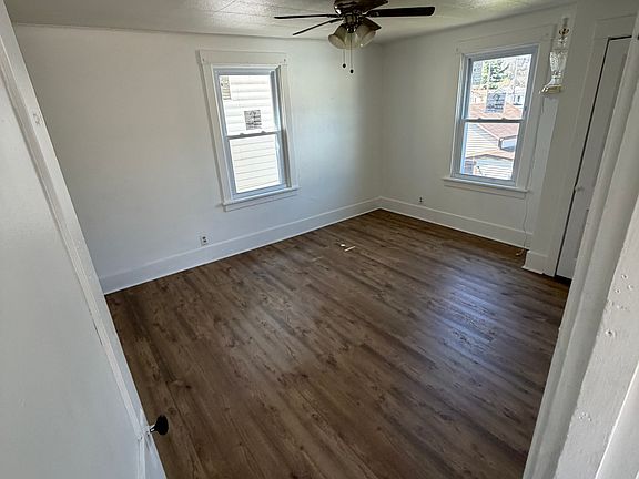 5th image of 524 Pacific Ave