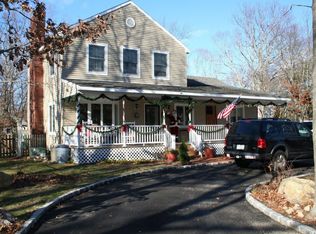 21 Seabright Ave, East Hampton, NY 11937