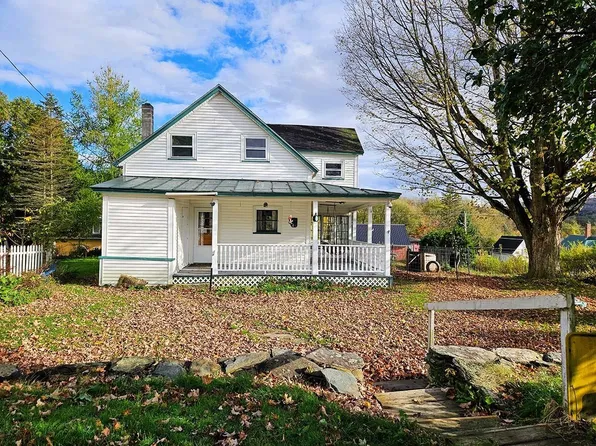 32 Richard Street, Richford, VT 05476