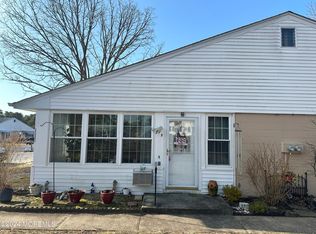 37B Crestwood Pkwy, Manchester Township, NJ 08759