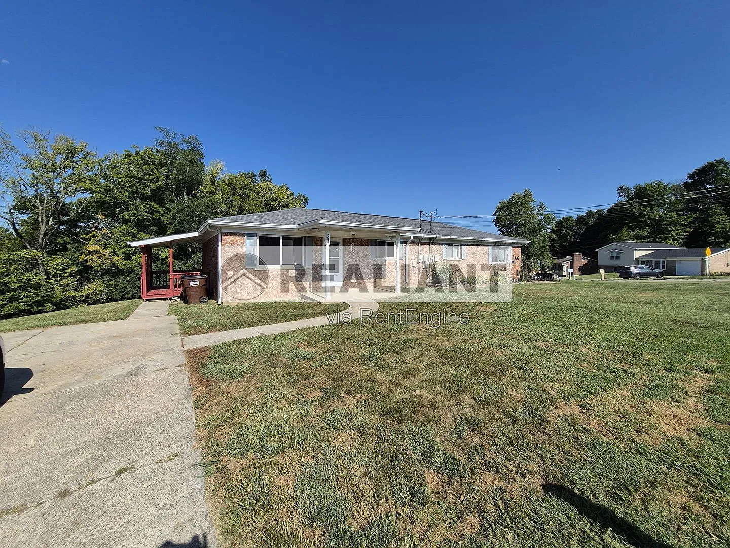 4 bed, 2.0 bath, $2,195 — Photo 2