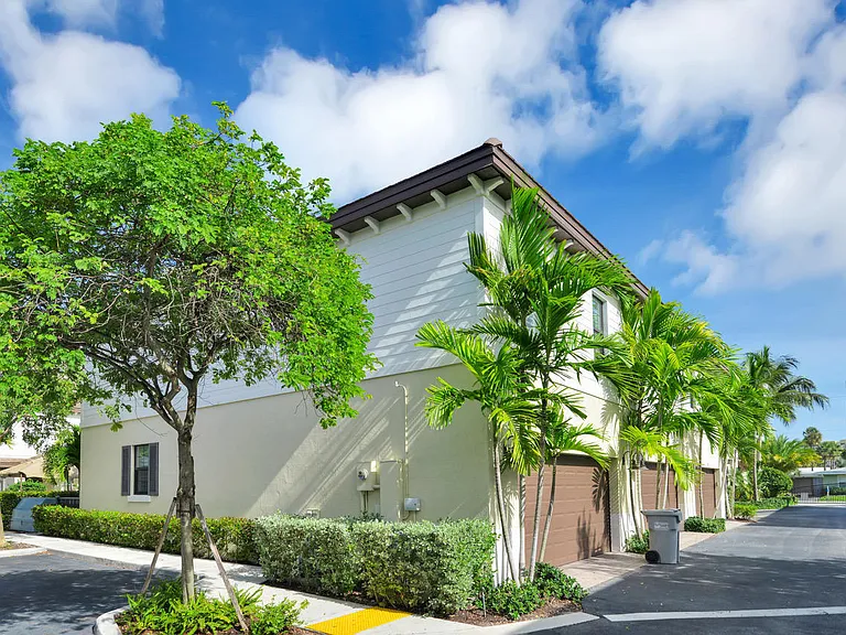 861 S Ocean Blvd — Photo 39
