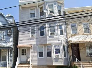 43 E 26th St APT 2R, Bayonne, NJ 07002