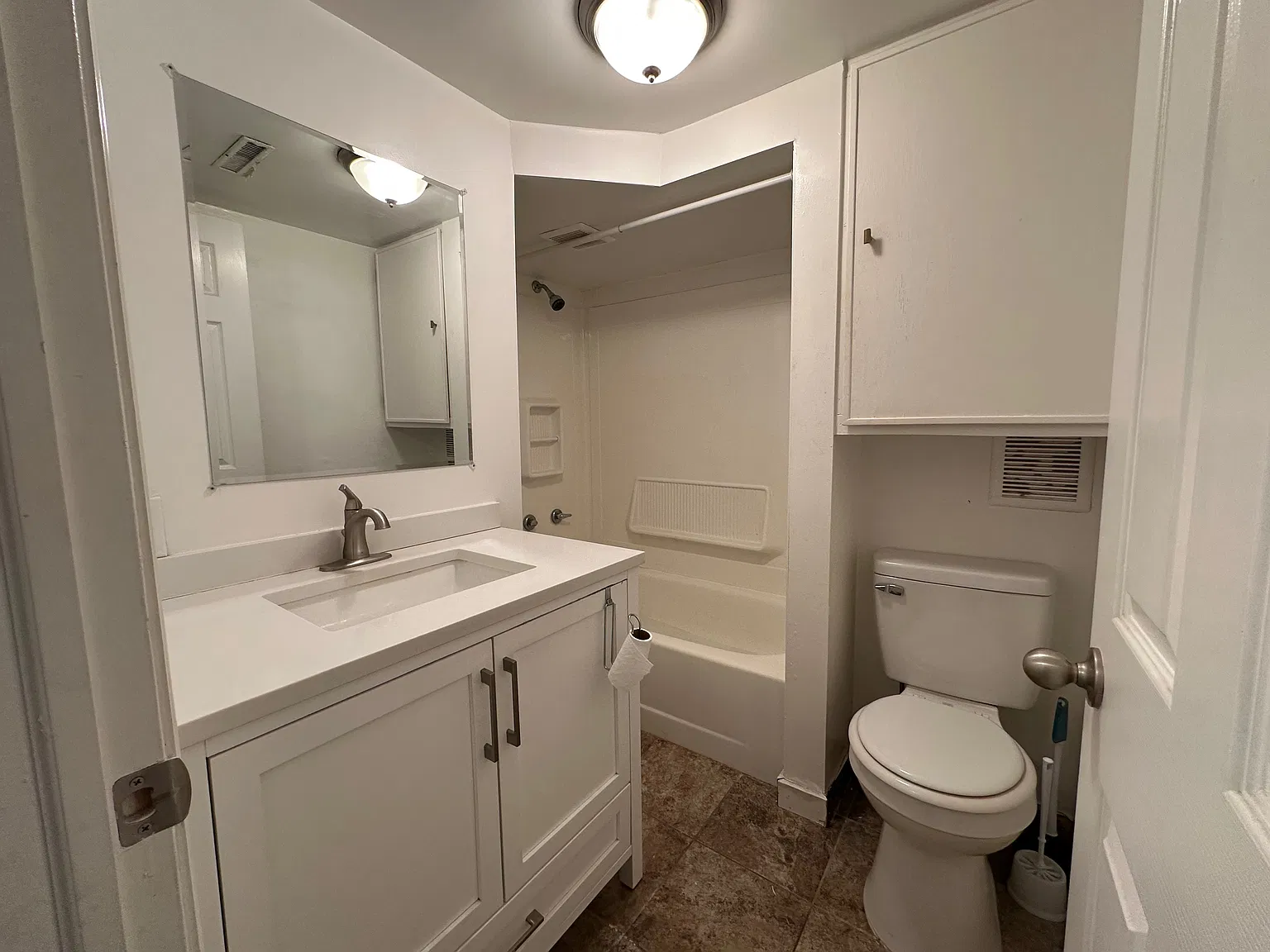 2 bed, 900 sqft, $1,000 — Photo 2