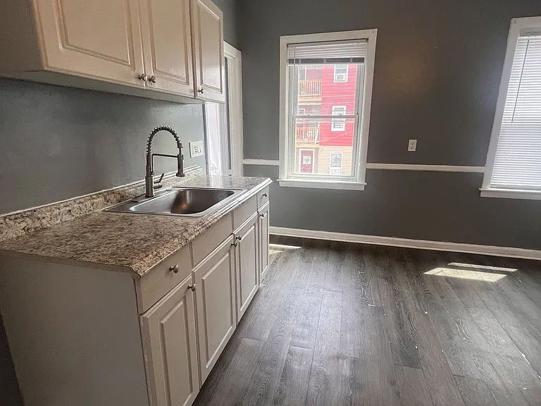 57 Fairmount Ave #2 — Photo 3