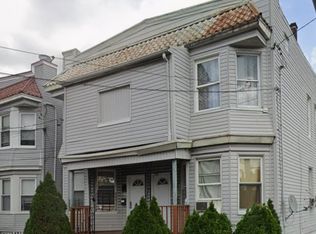 668 Grove St #1L, Irvington, NJ 07111
